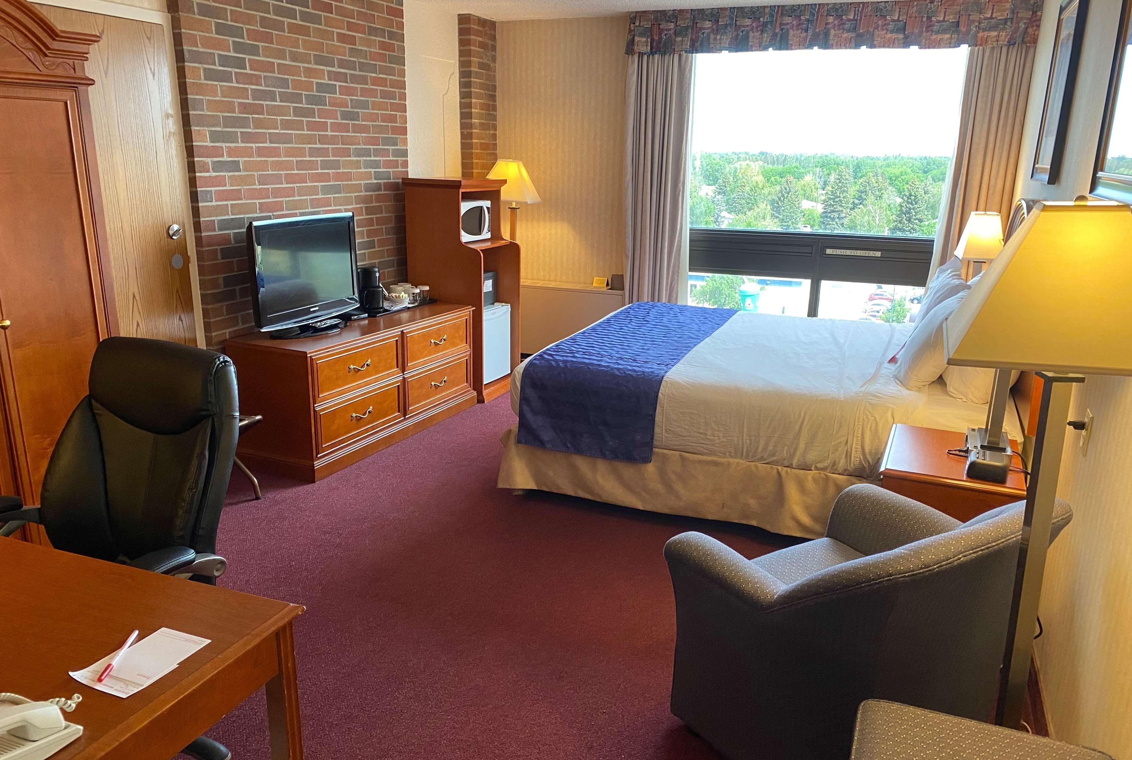 Ramada By Wyndham Lethbridge Hotell Eksteriør bilde
